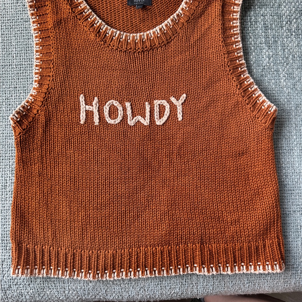 Debut HOWDY Rust Knit Sweater Vest with Cream Trim